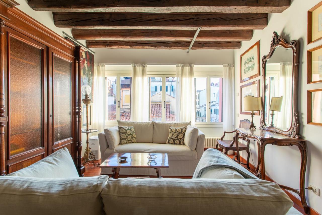 Ca' Al Giglio - Appartamento Vista Canale Venice Luaran gambar